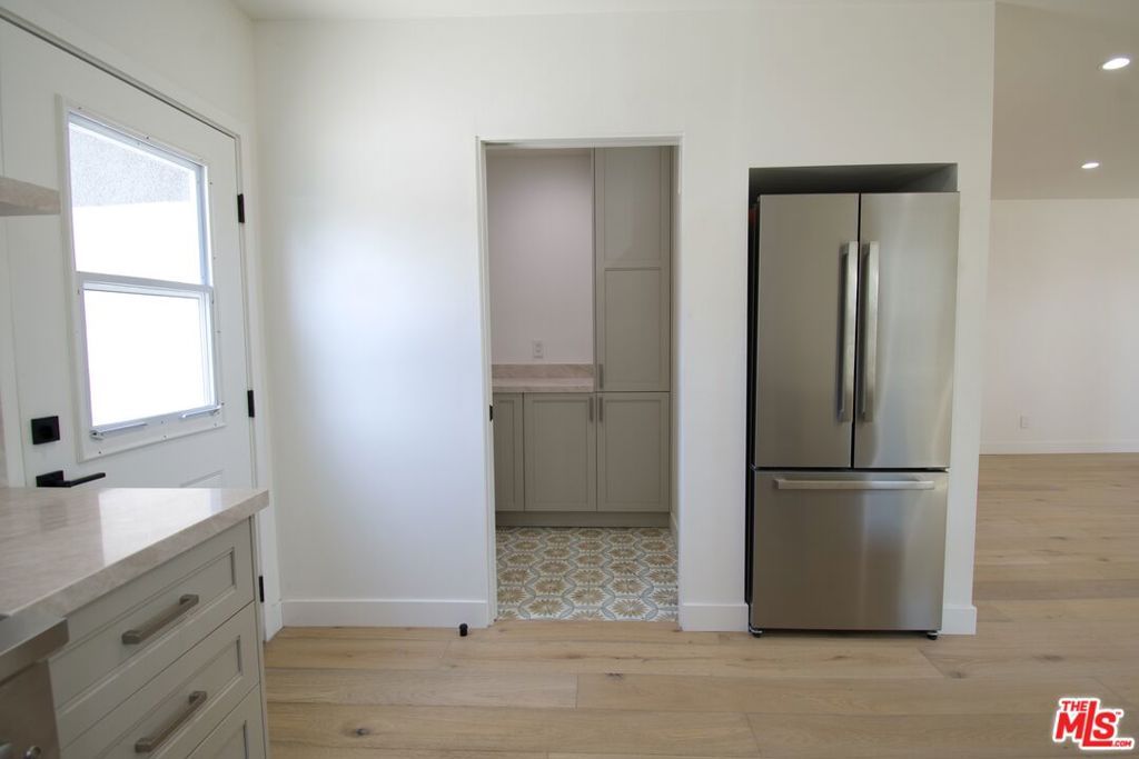 Image 24 of property listing at 5660 Spokane Street, Los Angeles, CA 90016