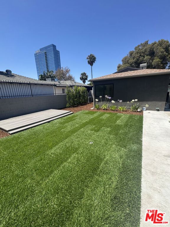 Image 25 of property listing at 5660 Spokane Street, Los Angeles, CA 90016