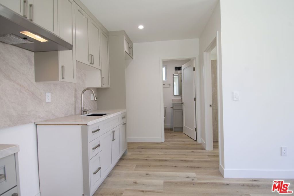 Image 34 of property listing at 5660 Spokane Street, Los Angeles, CA 90016