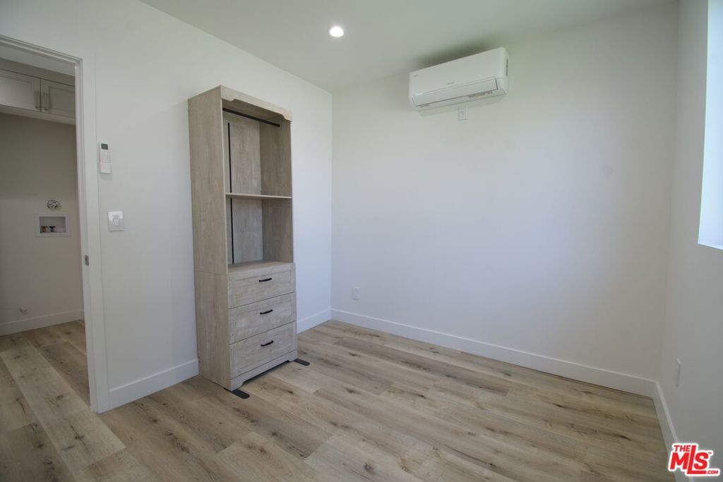 Image 37 of property listing at 5660 Spokane Street, Los Angeles, CA 90016