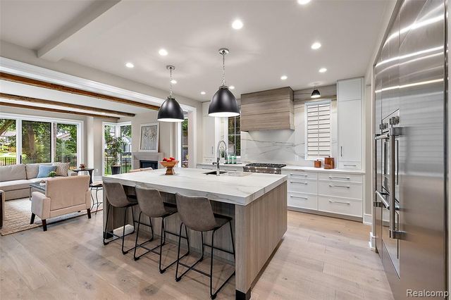 345 Kimberly Street, Birmingham, MI 48009