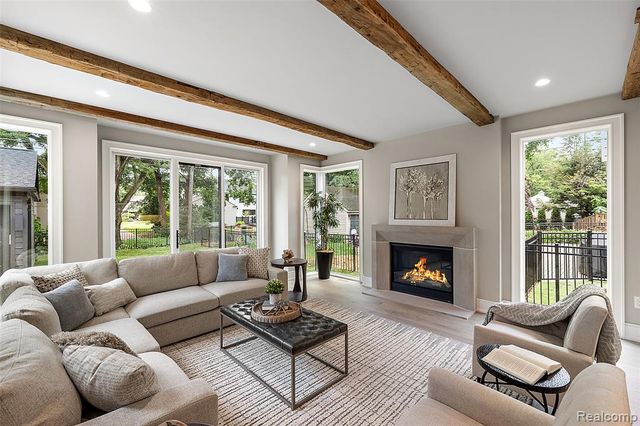 345 Kimberly Street, Birmingham, MI 48009