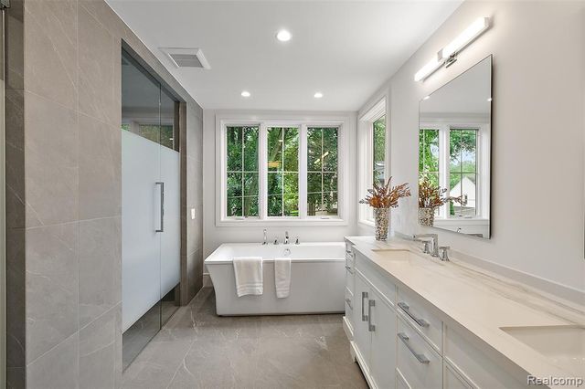 345 Kimberly Street, Birmingham, MI 48009