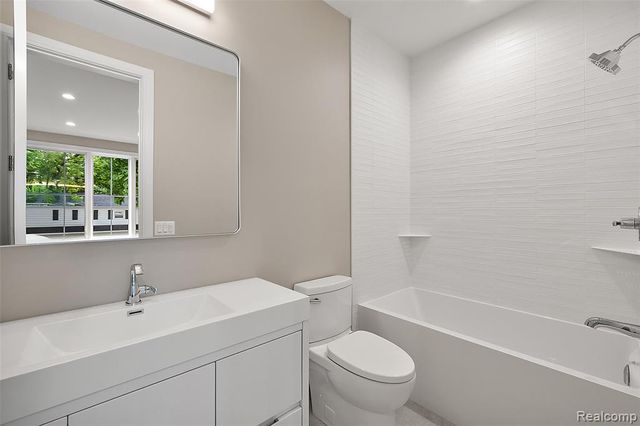 345 Kimberly Street, Birmingham, MI 48009