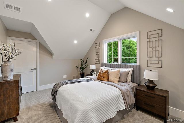 345 Kimberly Street, Birmingham, MI 48009