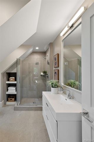 345 Kimberly Street, Birmingham, MI 48009