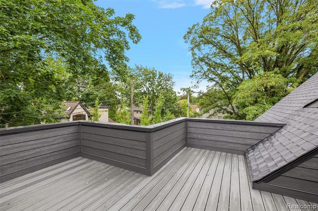 345 Kimberly Street, Birmingham, MI 48009