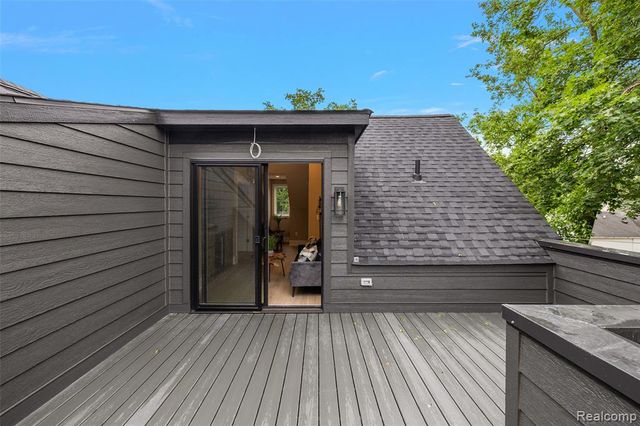 345 Kimberly Street, Birmingham, MI 48009