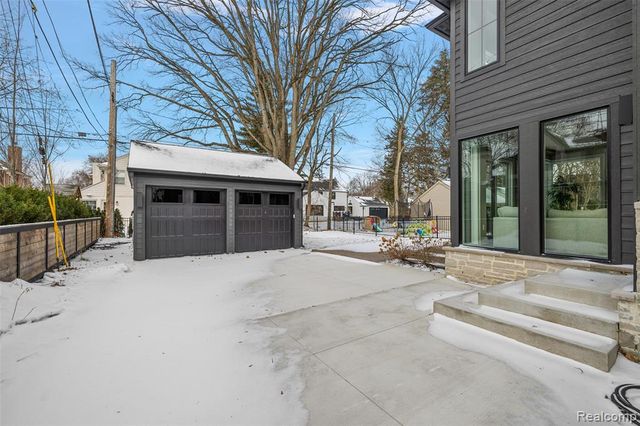 345 Kimberly Street, Birmingham, MI 48009