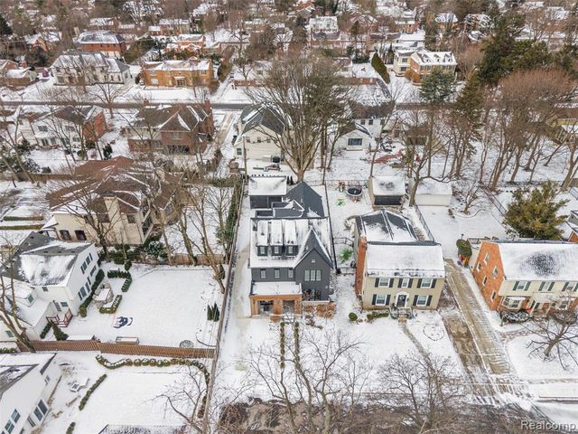 345 Kimberly Street, Birmingham, MI 48009