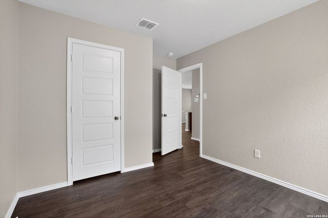 3917 ASHER ALY, St Hedwig, TX 78152