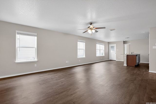 3917 ASHER ALY, St Hedwig, TX 78152