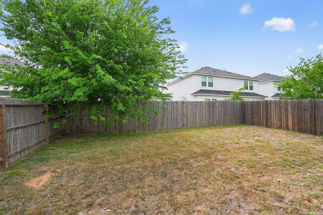 3917 ASHER ALY, St Hedwig, TX 78152