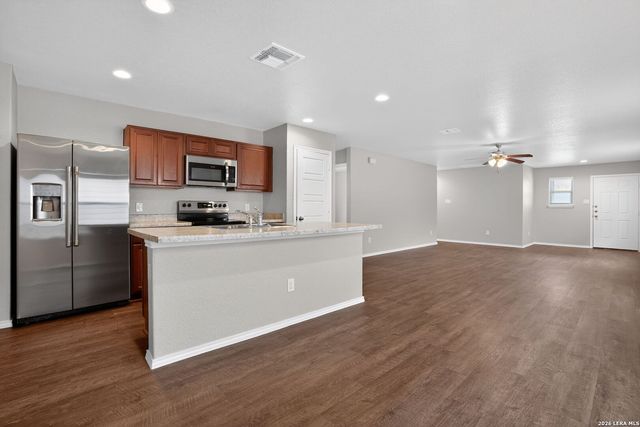 3917 ASHER ALY, St Hedwig, TX 78152