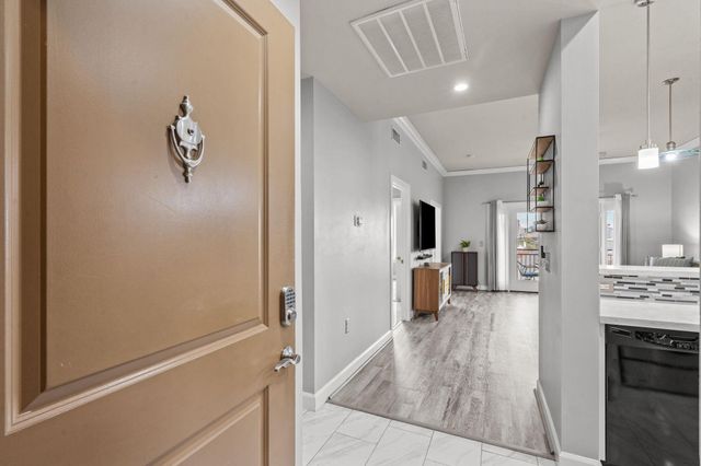 1900 Genesee Street 403, Houston, TX 77006