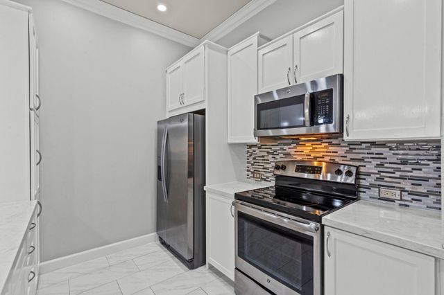 1900 Genesee Street 403, Houston, TX 77006