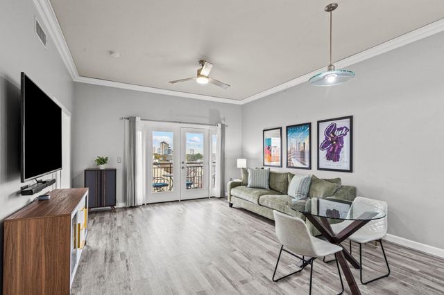 1900 Genesee Street 403, Houston, TX 77006