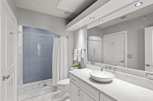 1900 Genesee Street 403, Houston, TX 77006