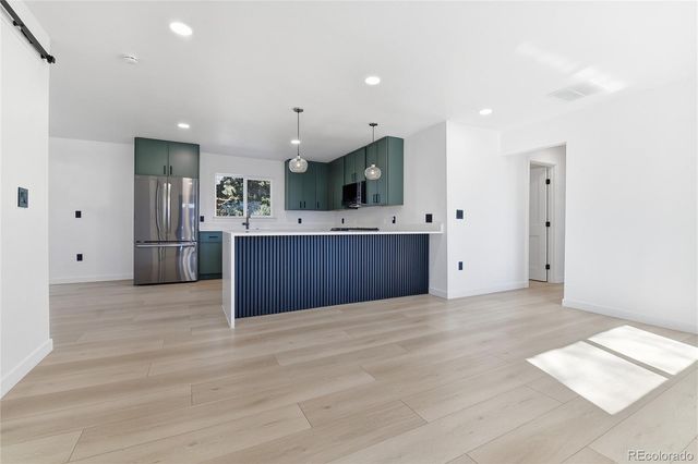 1431 S Glencoe Street, Denver, CO 80222