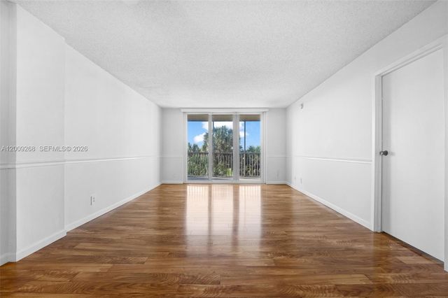 250 Jacaranda Dr 508, Plantation, FL 33324