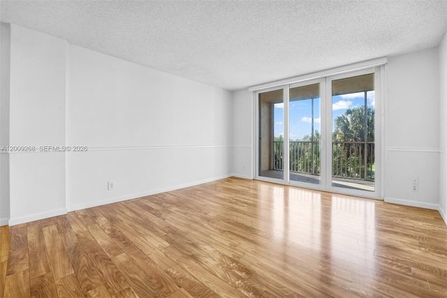 250 Jacaranda Dr 508, Plantation, FL 33324