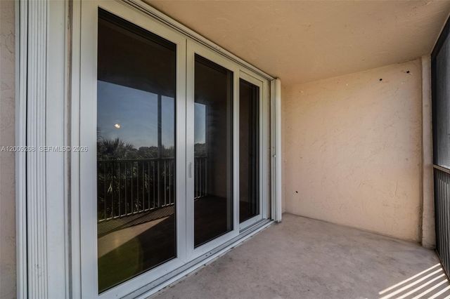 250 Jacaranda Dr 508, Plantation, FL 33324