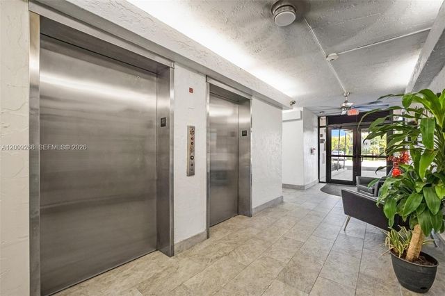 250 Jacaranda Dr 508, Plantation, FL 33324