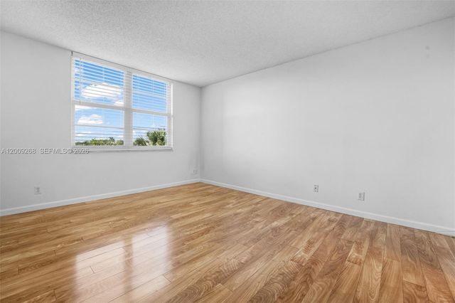 250 Jacaranda Dr 508, Plantation, FL 33324