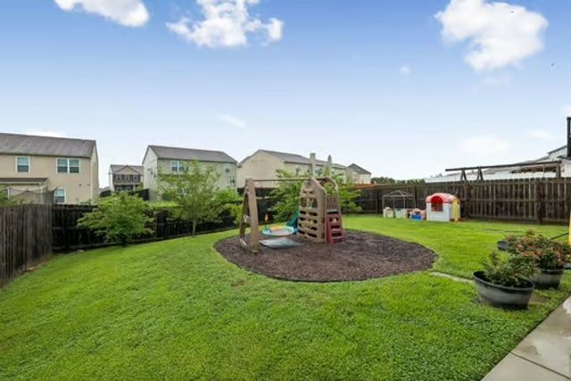 168 Slaters Dr, Lebanon, TN 37087