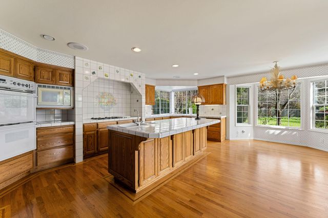 1345 NE 9th Street, Grants Pass, OR 97526