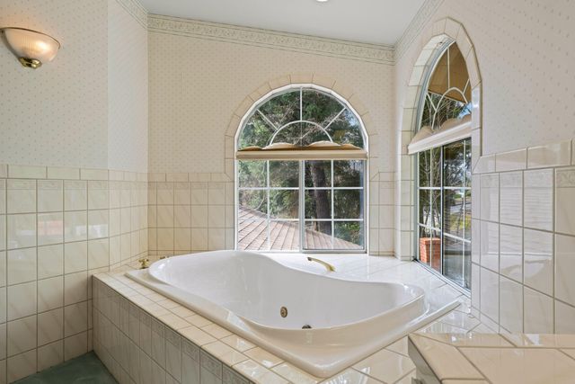 1345 NE 9th Street, Grants Pass, OR 97526