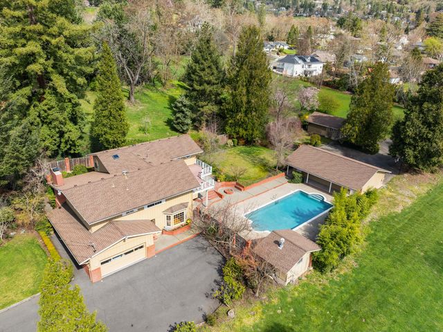 1345 NE 9th Street, Grants Pass, OR 97526