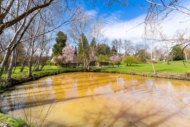 1345 NE 9th Street, Grants Pass, OR 97526