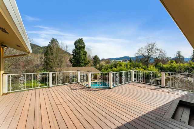 1345 NE 9th Street, Grants Pass, OR 97526