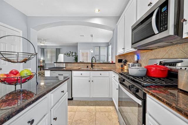 15975 W Bellefontaine Way, Tomball, TX 77377