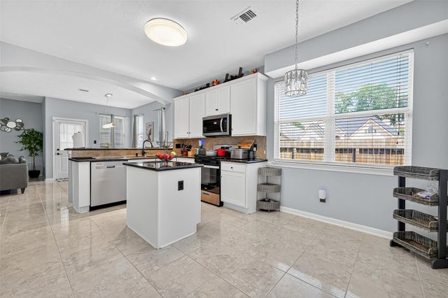 15975 W Bellefontaine Way, Tomball, TX 77377