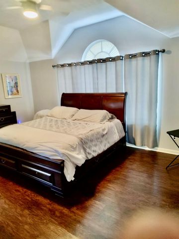 15975 W Bellefontaine Way, Tomball, TX 77377