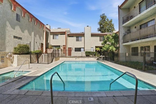 9960 Owensmouth Ave 21, Chatsworth, CA 91311