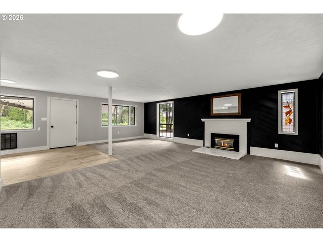 30921 Nw SPENCER Rd, La Center, WA 98629