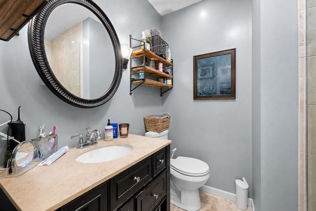 332 Forest Road, Davenport, IA 52803