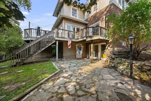 332 Forest Road, Davenport, IA 52803