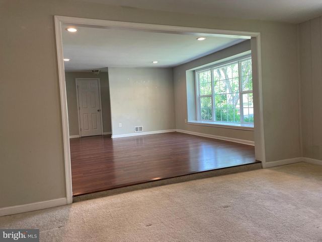 5611 DANIEL CIR, Waldorf, MD 20601