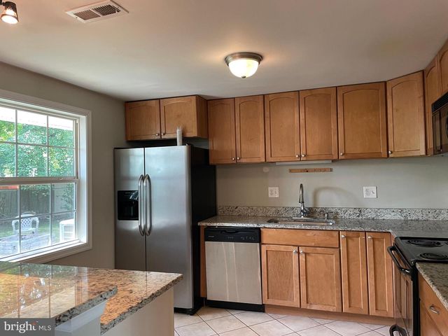 5611 DANIEL CIR, Waldorf, MD 20601