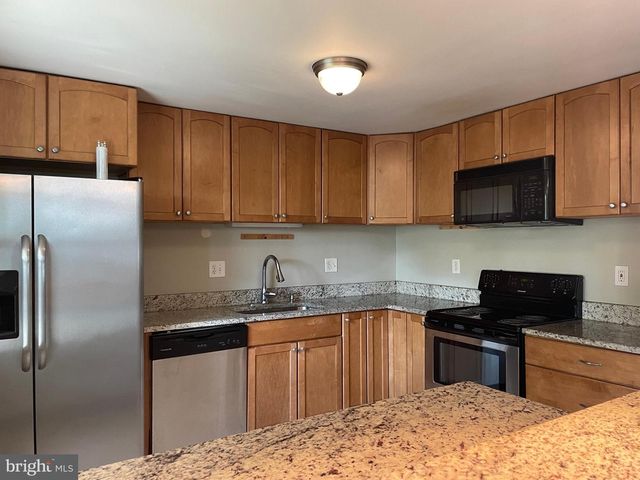 5611 DANIEL CIR, Waldorf, MD 20601