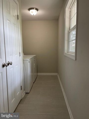 5611 DANIEL CIR, Waldorf, MD 20601