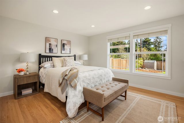 9359 Sunset Way, Bellevue, WA 98004