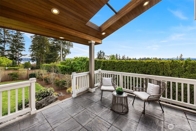 9359 Sunset Way, Bellevue, WA 98004