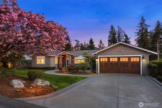 9359 Sunset Way, Bellevue, WA 98004
