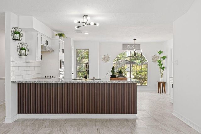 1819 Gaucho Circle, La Porte, TX 77571