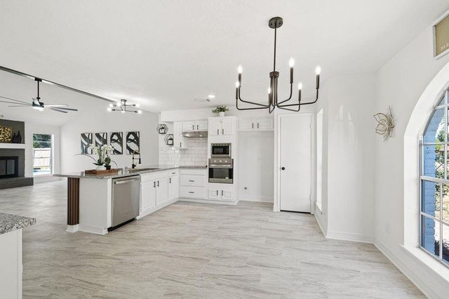 1819 Gaucho Circle, La Porte, TX 77571